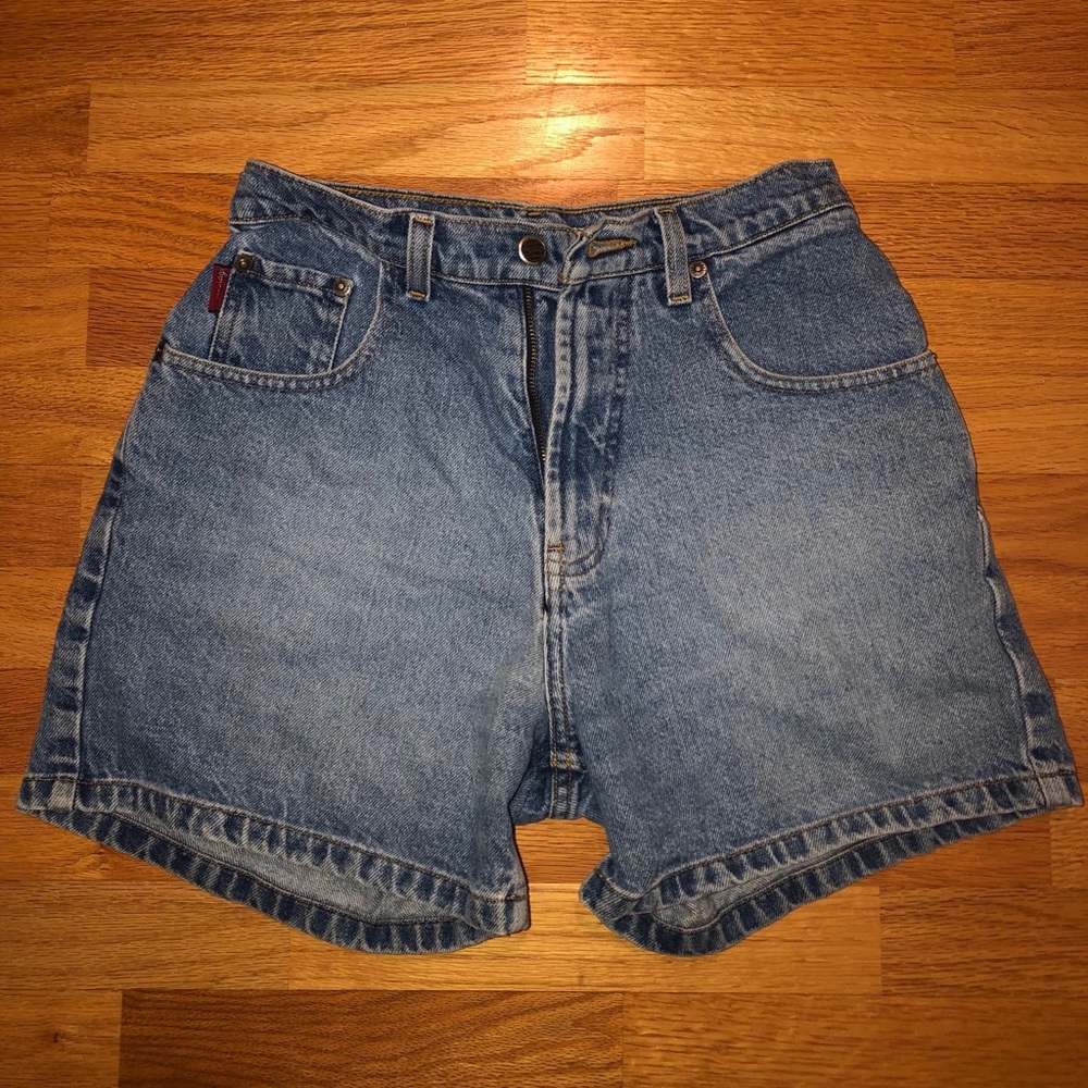 denim high wasted shorts